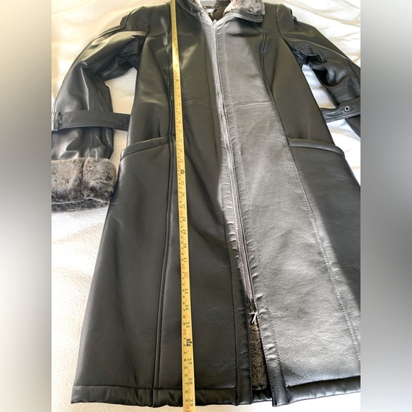 Danier black real leather long winter jacket Coat Thinsulate & Faux Fur Lining - Picture 14 of 16